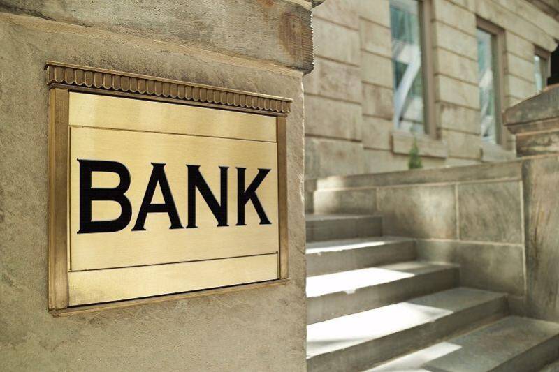 Azərbaycanda bu bankın lisenziyası ləğv edildi - RƏSMİ (FOTO)