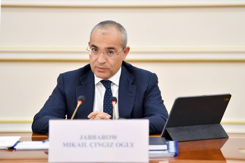 Mikayıl Cabbarov Gəncədə sahibkarlarla görüşdü 
