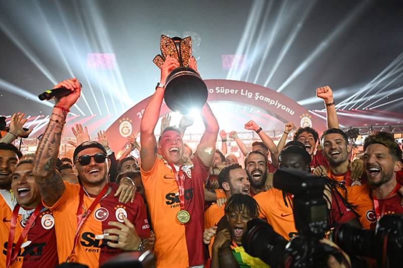 \"Qalatasaray\"dan 22 milyon avroluq transfer bombası - FOTO