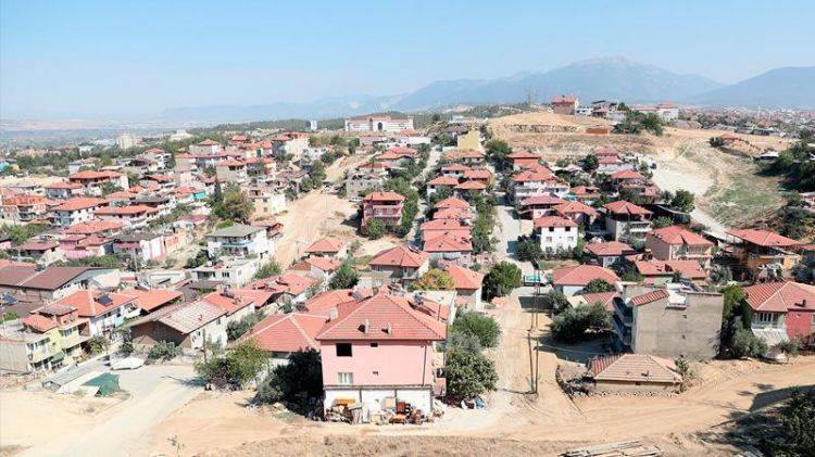 \"Sənədsiz evlərlə bağlı problemlərin həlli istiqamətində çalışırıq\" - Nigar Alimova