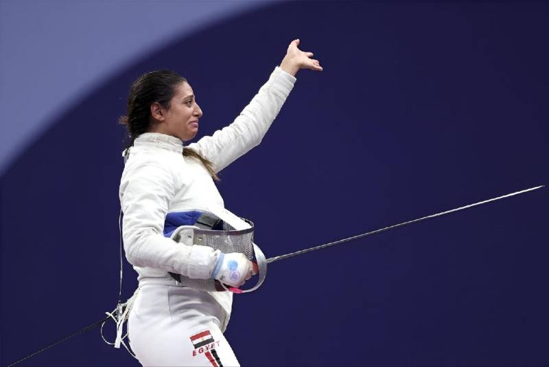 7 aylıq hamilə qadın qılıncoynatma yarışlarında iştirak etdi - Paris-2024