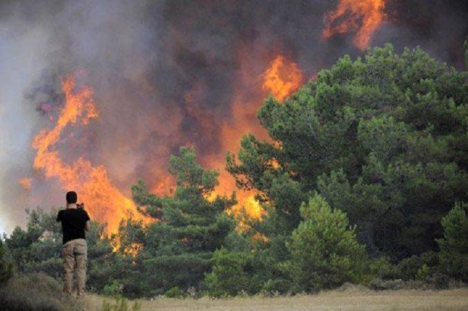 Antalyada 3 meşə yanğını baş verib