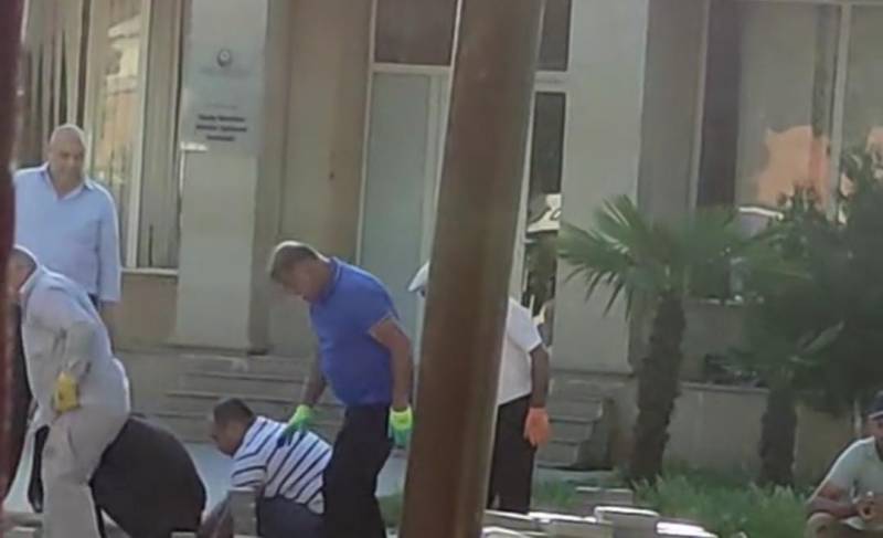 İcra başçısı fəhləlik etdiyi videodan danışdı