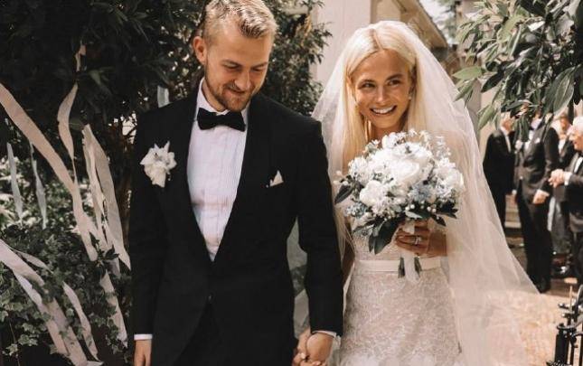 Məşhur futbolçu evləndi 