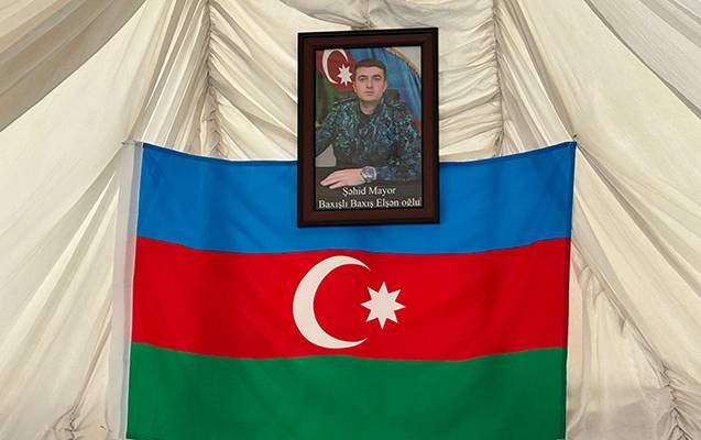 Şəhid Baxışla vida mərasimi keçirilir