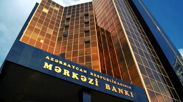 Mərkəzi Bank vəzifəli şəxsi cərimələdi