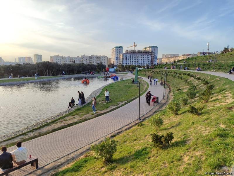 Bakıda yeni meqa-parklar salınır