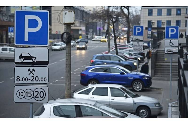 Azərbaycanda parklanma qaydalarının pozulmasına görə cərimələr artırılır