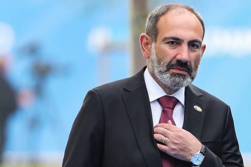 \"Azərbaycanla ərazilərin mübadiləsinə dair razılaşma olarsa, Ermənistan referendum keçirməlidir\" - Paşinyan