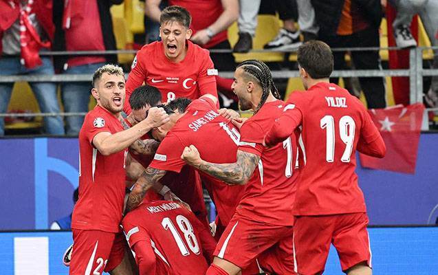 Türkiyə 3 qol vurub qələbə qazandı - Yenilənib + Video