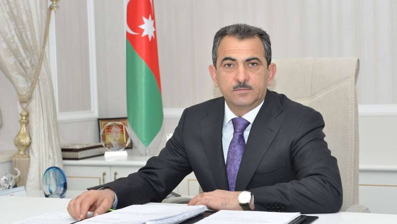 Qorxmaz Hüseynovun yüksəkvəzifəli qohumu İŞDƏN ÇIXARILDI - FOTO