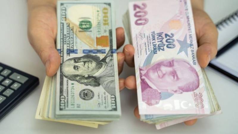 Türk lirəsi rekord həddə ucuzlaşdı