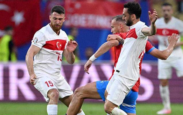 Türkiyə son dəqiqə qolu ilə 1/8 finalda 