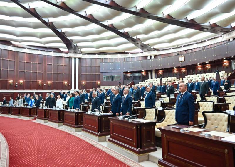 VI çağırış Milli Məclis işini yekunlaşdırdı