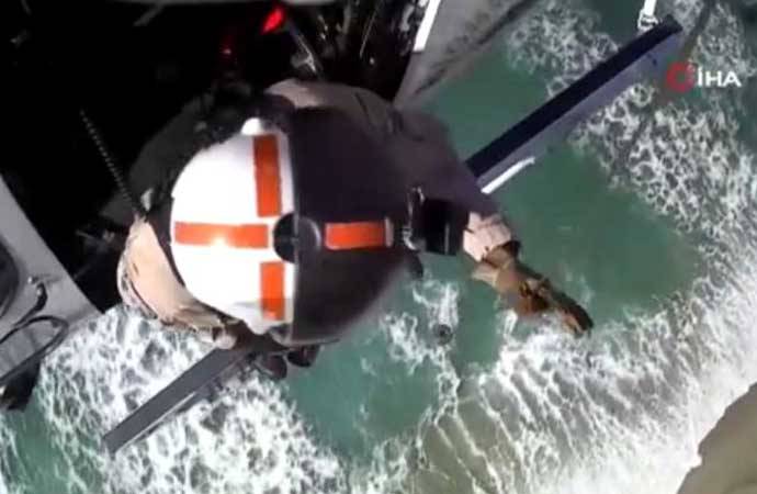 Avtomobili ilə aşdığı və ilişib qaldığı uçurumdan görün necə xilas oldu