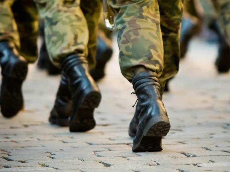 Bu ölkədə hərbi təlim elan edildi 