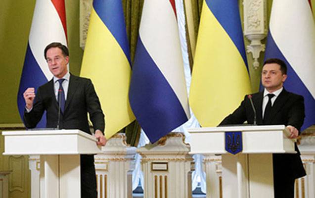 Ukrayna bu ölkə ilə 10 illik təhlükəsizlik sazişi bağladı