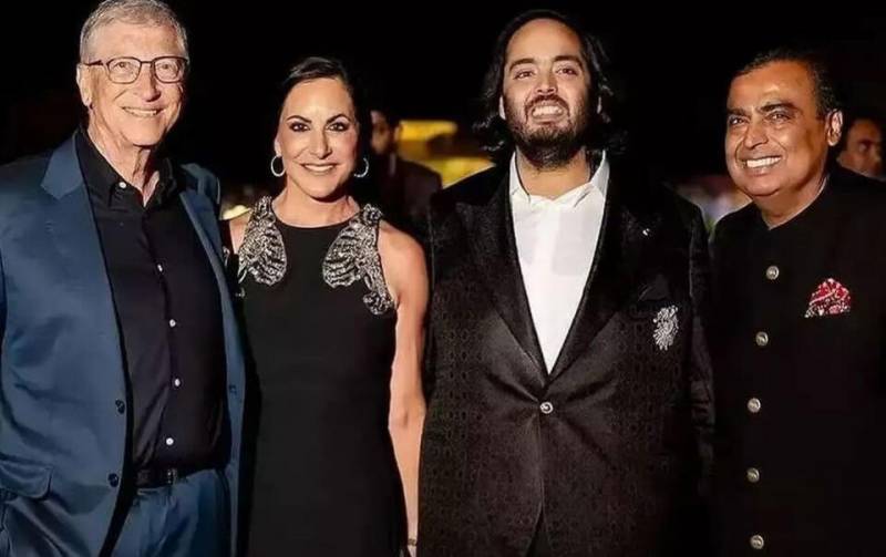 Rihanna bu toyda oxumaq üçün 10 milyon dollar aldı - VİDEO - FOTO