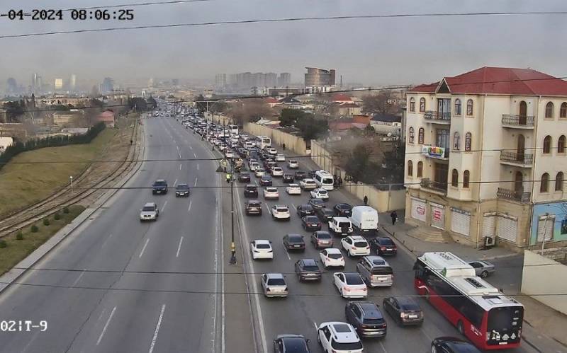 Bakıda bu yollarda tıxac var - SİYAHI