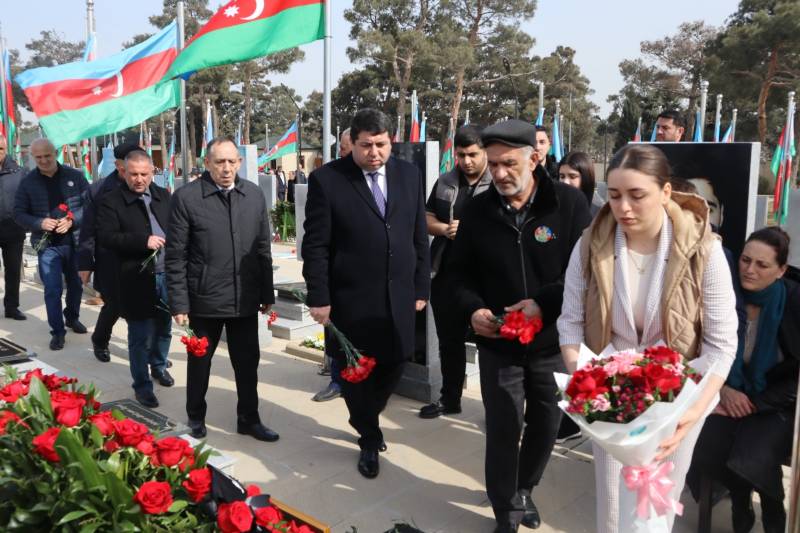 Şəhid Feyruz Hacılının doğum günündə məzarı ziyarət olundu - FOTOLAR