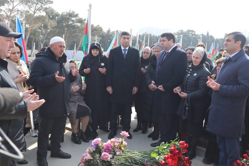 Şəhid Şəhriyar Əlibəylinin məzarı ziyarət olundu - FOTOLAR
