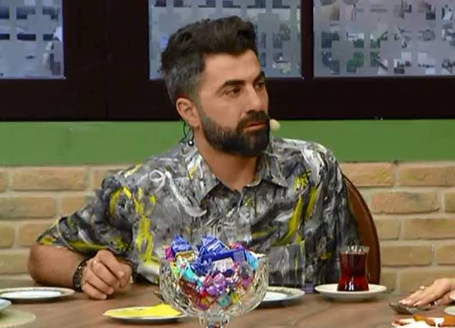Zaurun bu görüntüsü gündəm oldu: İməklədi - VİDEO