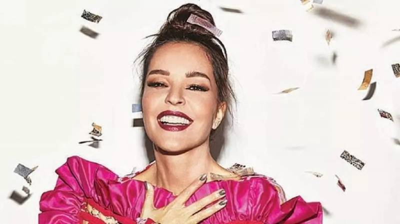 Bengü qısqandığı mahnını etiraf etdi