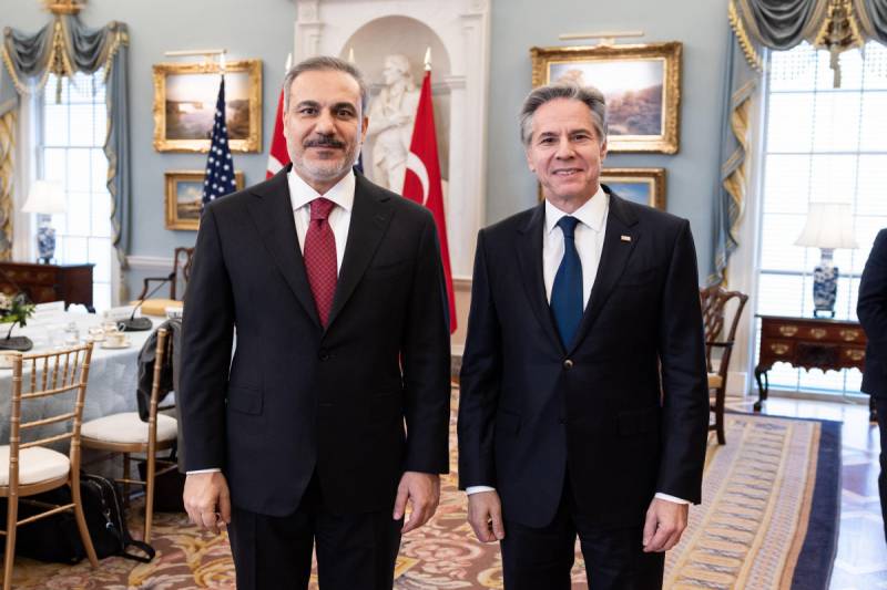 Fidan Blinkenlə Qəzzanı müzakirə etdi 