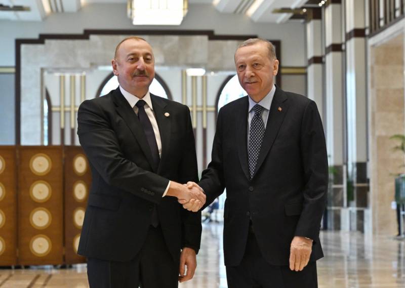 Yeni siyasi və iqtisadi güc mərkəzi - “KASPİ”nin TƏHLİLİ (FOTO)