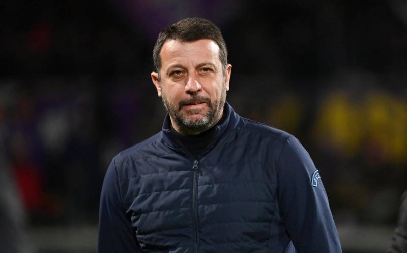 Rəqib futbolçuya kəllə atan baş məşqçi qovuldu
