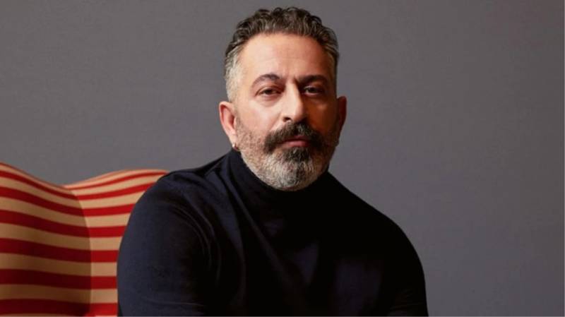Cem Yılmaz Ramazan ayının ilk günü paylaşdığı posta görə tənqid olundu