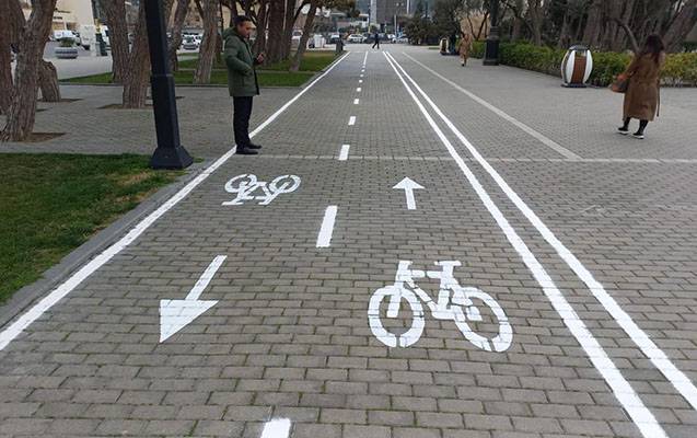 Bulvarda da velosiped yolları salınır