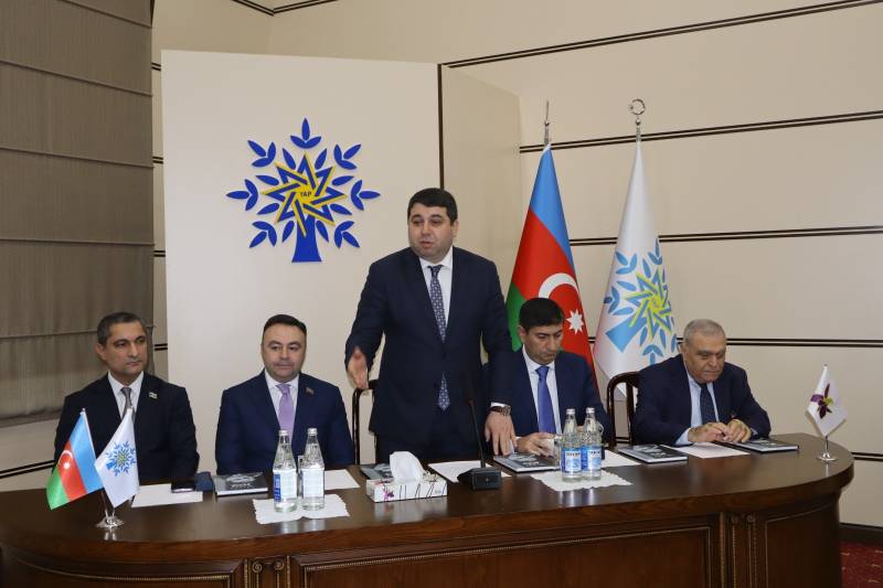 “Heydər Əliyev. 100 faktın tarixi” kitabının təqdimat mərasimi keçirilib  - FOTOLAR