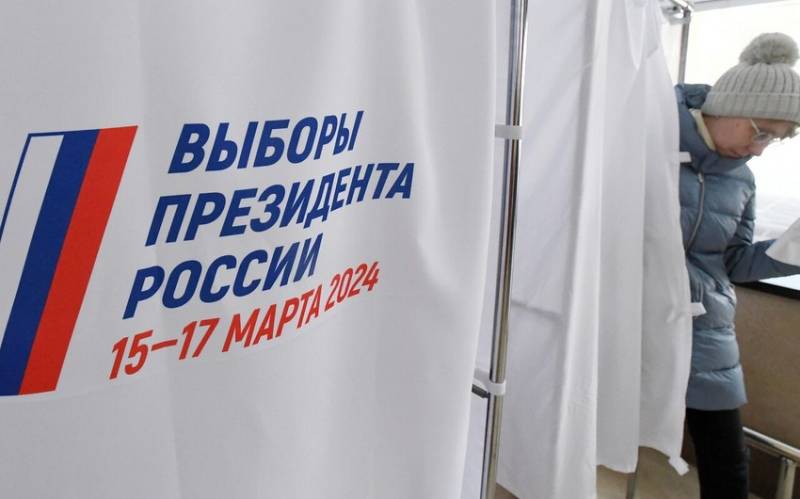 Rusiyada prezident seçkilərində seçici fəallığı 55 faizi ötüb