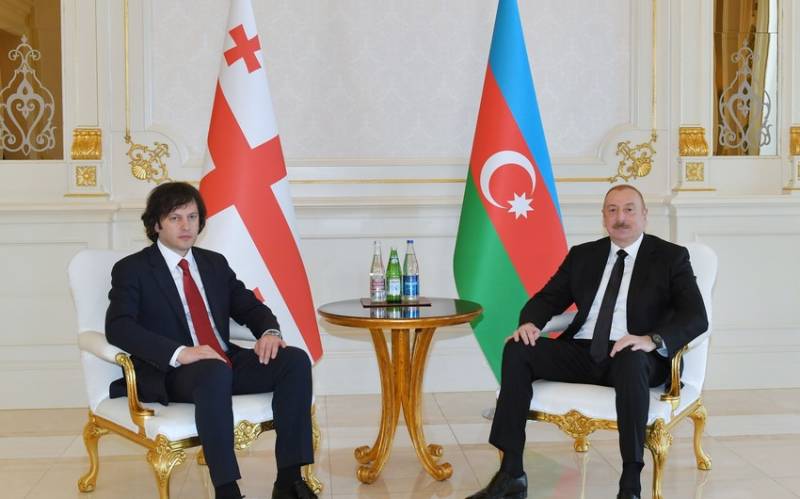 Prezident İlham Əliyevin İrakli Kobaxidze ilə geniş tərkibdə görüşü başladı