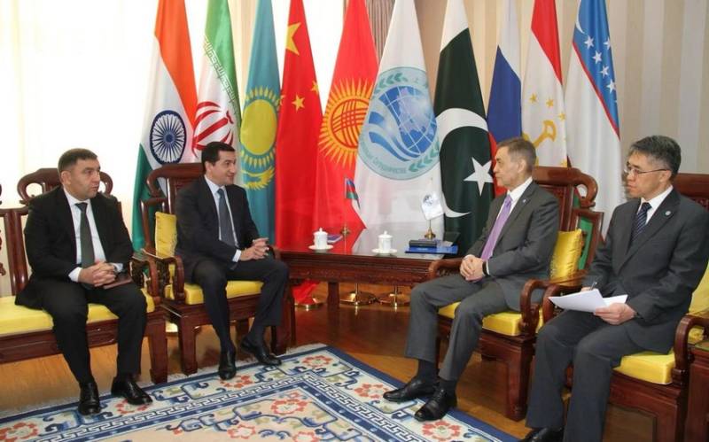 Hikmət Hacıyev Çində daha bir görüş keçirdi 