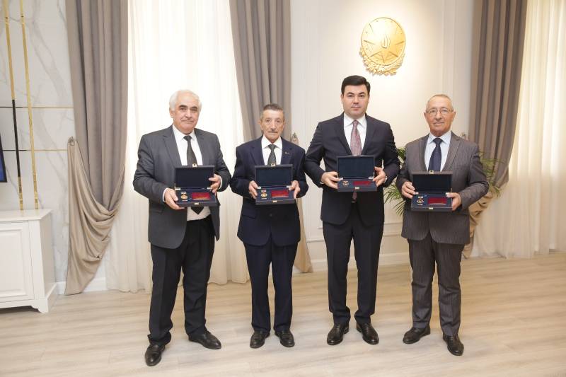 Xaçmazın icra başçısı \"Heydər Əliyevin 100 illiyi\" yubiley medalı ilə təltif edildi - FOTOLAR