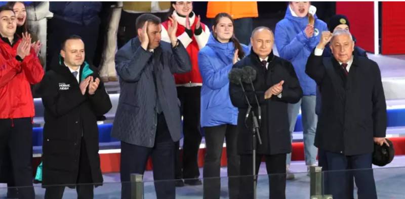 Putinin \"Qızıl Meydan\" da Krımla bağlı mesajı