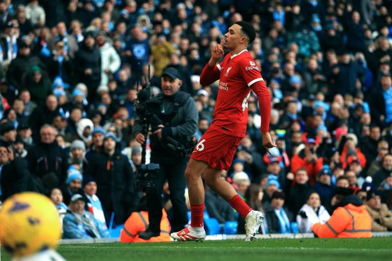 \"Liverpul\"un vitse-kapitanı \"Real\"a keçə bilər 