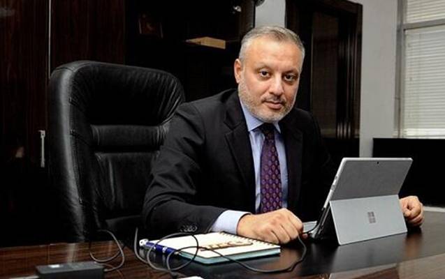 Elxan Səmədova ağır itki 