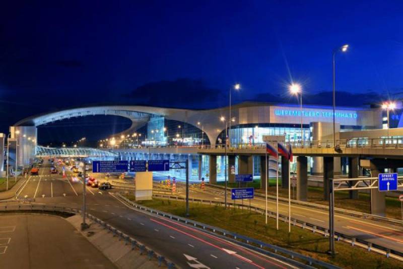 Moskvadan İrəvana uçan təyyarədə bomba təhlükəsi - YENİLƏNDİ