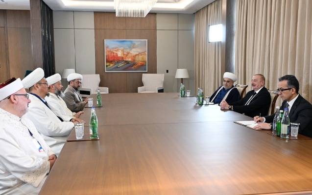 Prezident qəbul keçirdi - FOTOLAR