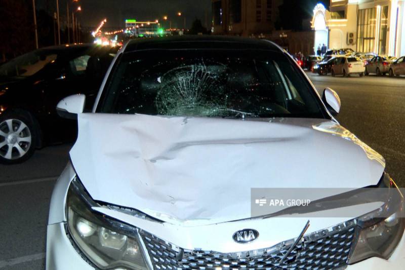 Bakıda toydan çıxan qadınları avtomobil vurdu: ÖLƏN VAR - VİDEO
