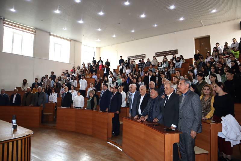“Ulu öndər Heydər Əliyev müasir Azərbaycanın qurucusu və memarıdır” adlı tədbir keçirildi - FOTOLAR