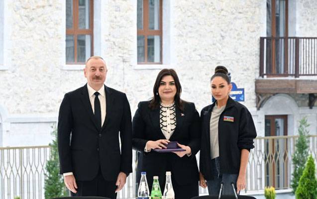 Güllələnən icra başçısının qızına da Şuşada ev verildi - FOTO