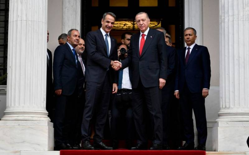 Ərdoğan və Miçotakis əməkdaşlıq sazişləri imzalayacaq