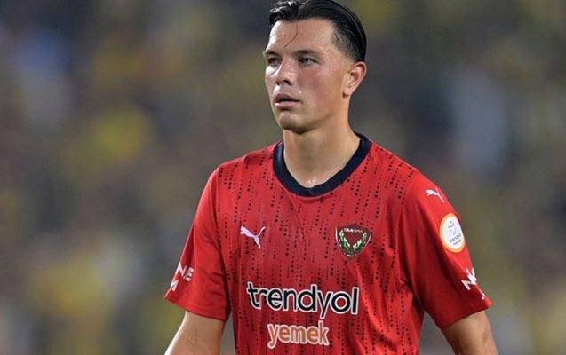 Renat Dadaşov Türkiyə Superliqasında ilk \"5-liy\"ə düşdü