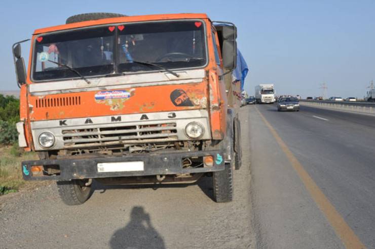 Abşeronda \"KamAZ\" qaçırıldı