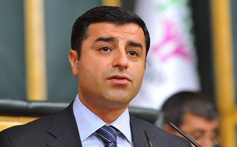 Səlahəddin Dəmirtaşa hökm oxundu - 42 il həbs