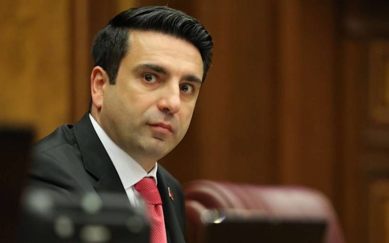 Simonyan ukraynalı həmkarı ilə danışıqlar APARDI